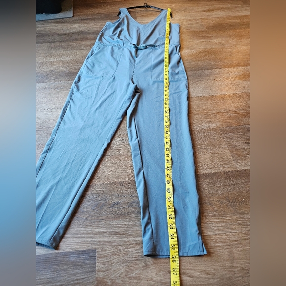 Patagonia Women's Fleetwith Jumpsuit Light Plume Grey Size Medium - Picture 11 of 11